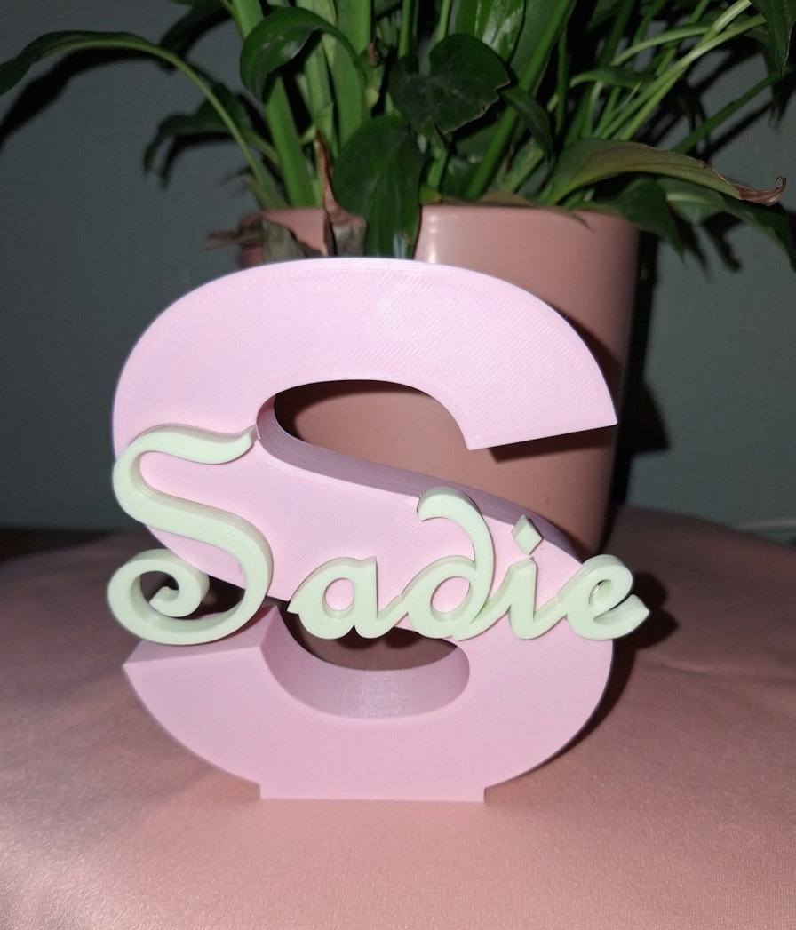 Initiale & prénom personnalisés en 3D - 11 cm